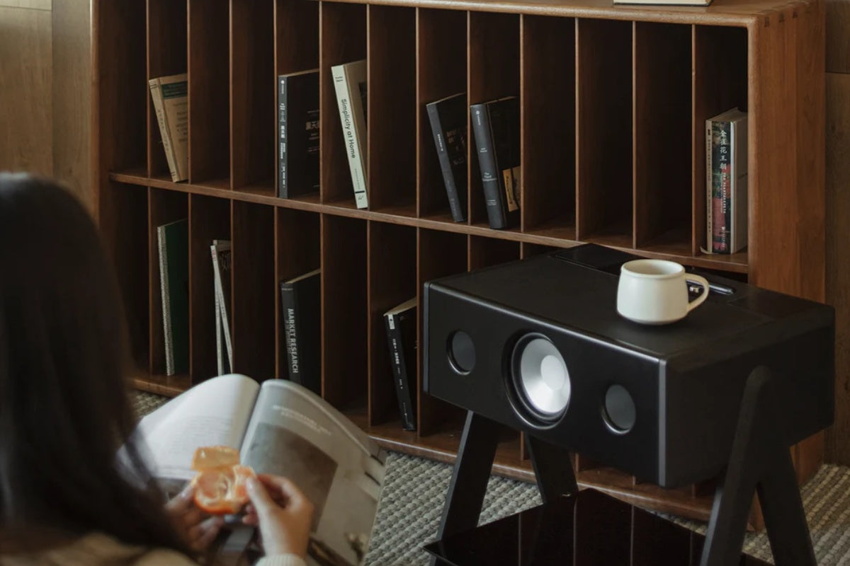 La Boite Concept Cube LW Black designový aktivní HiFi reproduktor