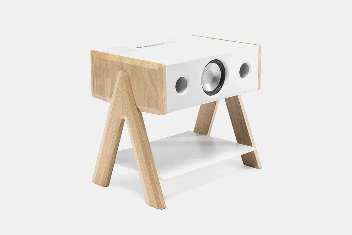 Cube CS Chêne designový aktivní HiFi reproduktor