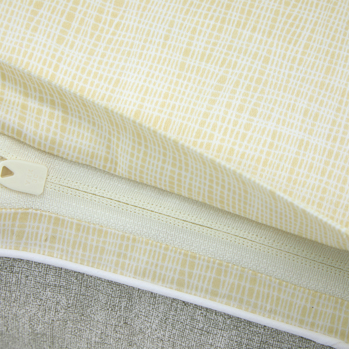 Luxusní povlečení bavlněný satén BOSS ALMOND FLOWERS