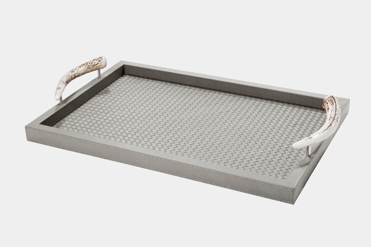 Kožený podnos DAFNE s úchytkami z jeleního parohu