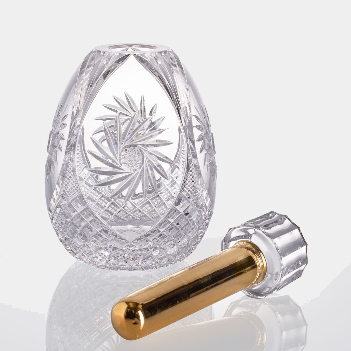 Ručně broušený křišťálový relikviář I - sběratelský unikát