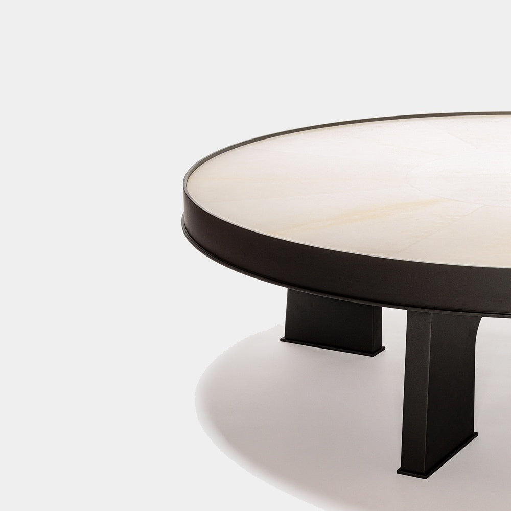 Attica Kulatý konferenční stolek s koženým povrchem