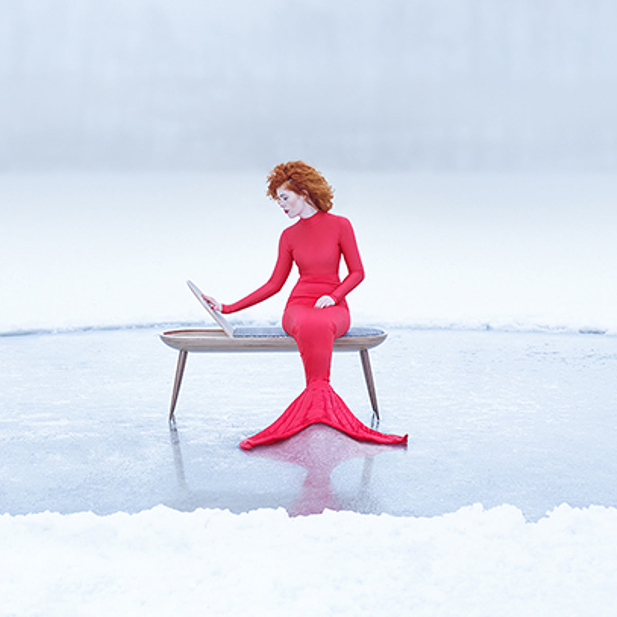 Helena Dařbujánová Designová lavice AUDREY