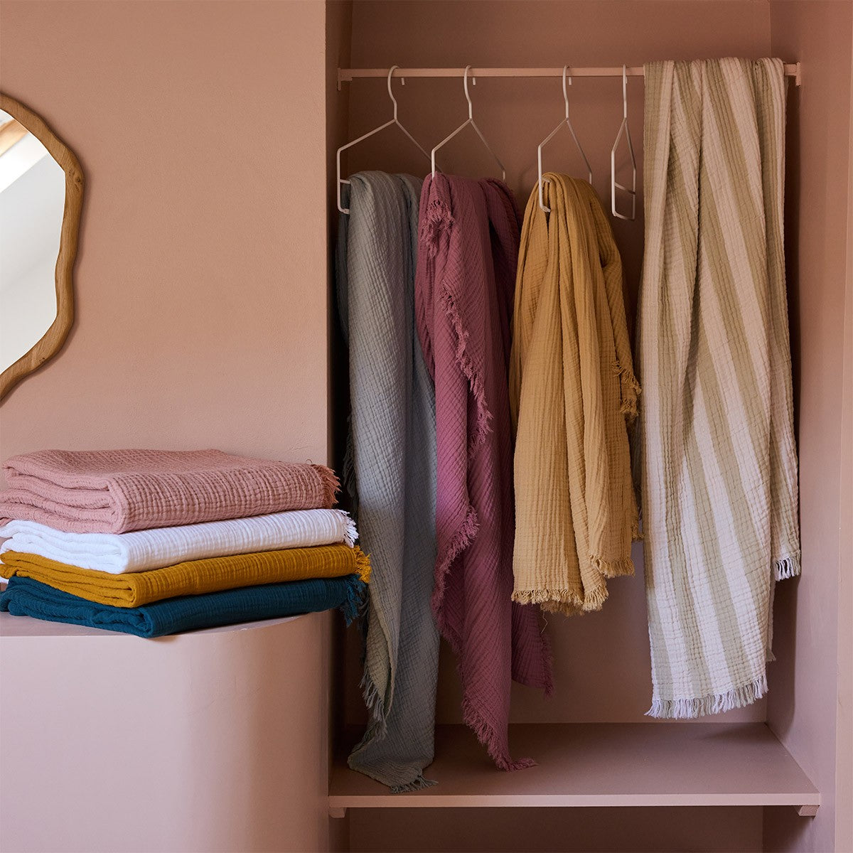 OLIVIER DESFORGES Mušelínový přehoz s třásněmi 130x170 cm CYCLADES AMANDE