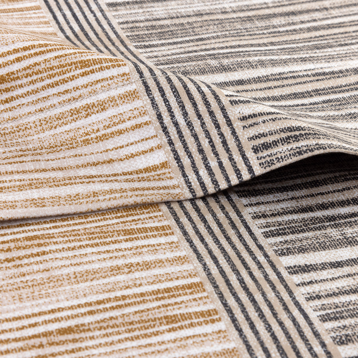 Luxusní povlečení bavlněný satén HUGO BOSS LOFT TAMAN