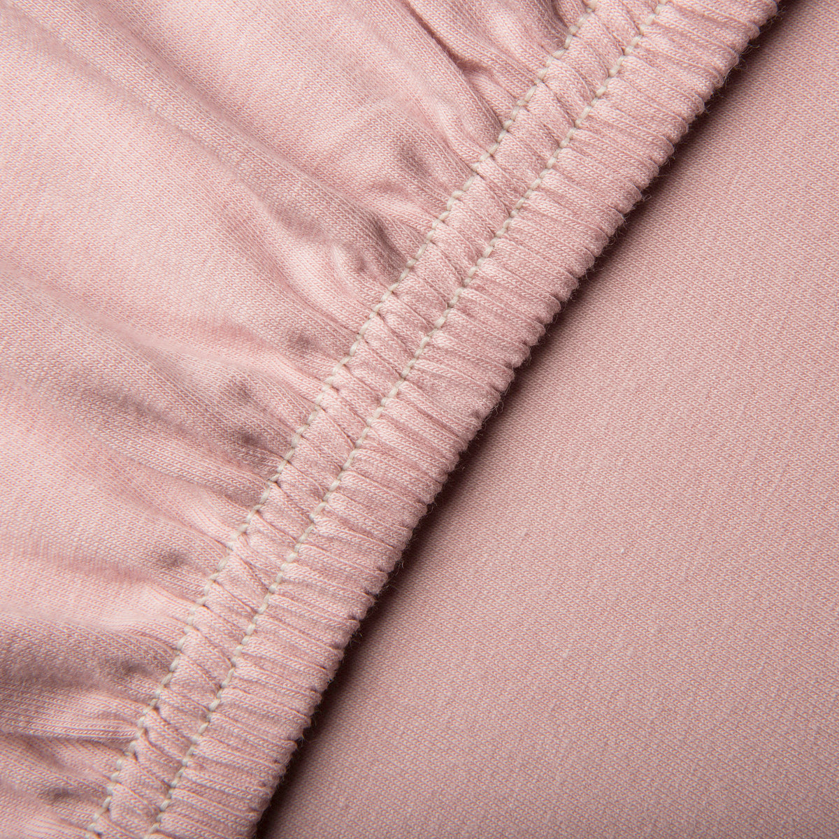 Luxusní napínací prostěradlo Formesse Bella Donna Jersey