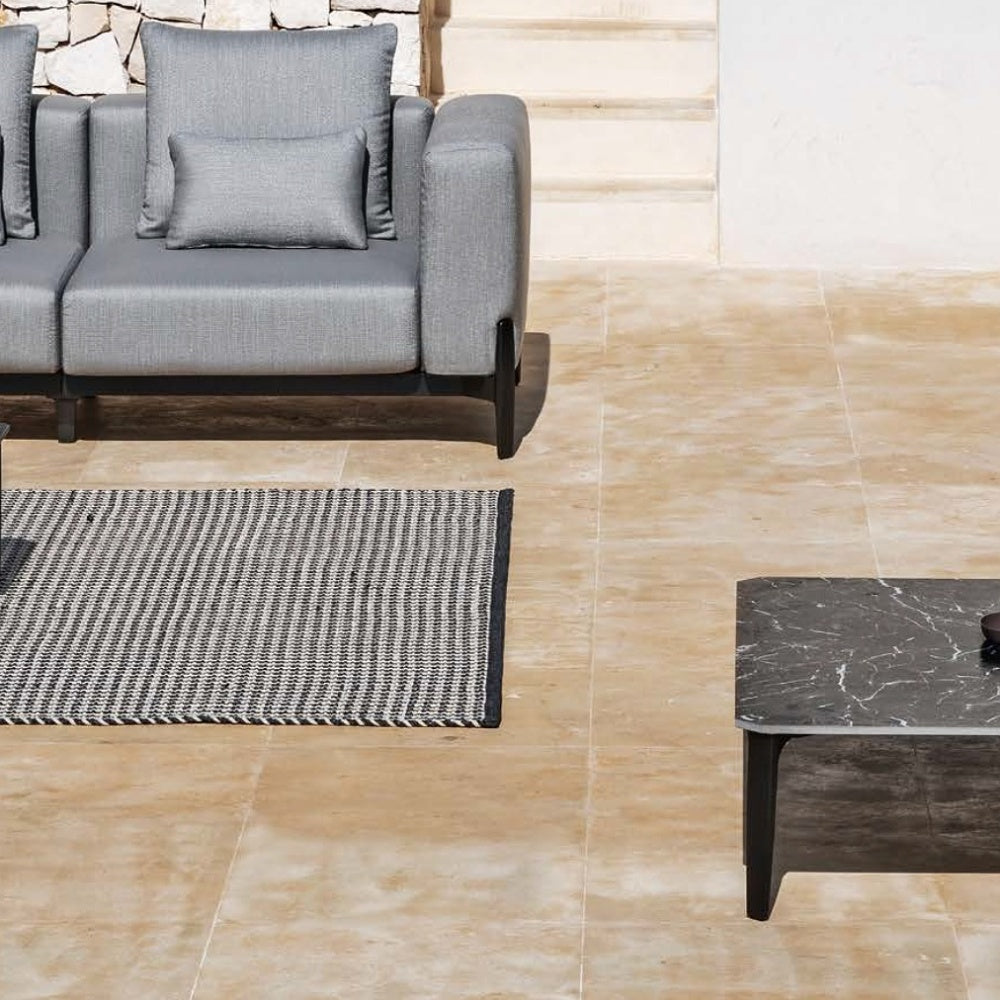 Venkovní nízký stolek PUSH