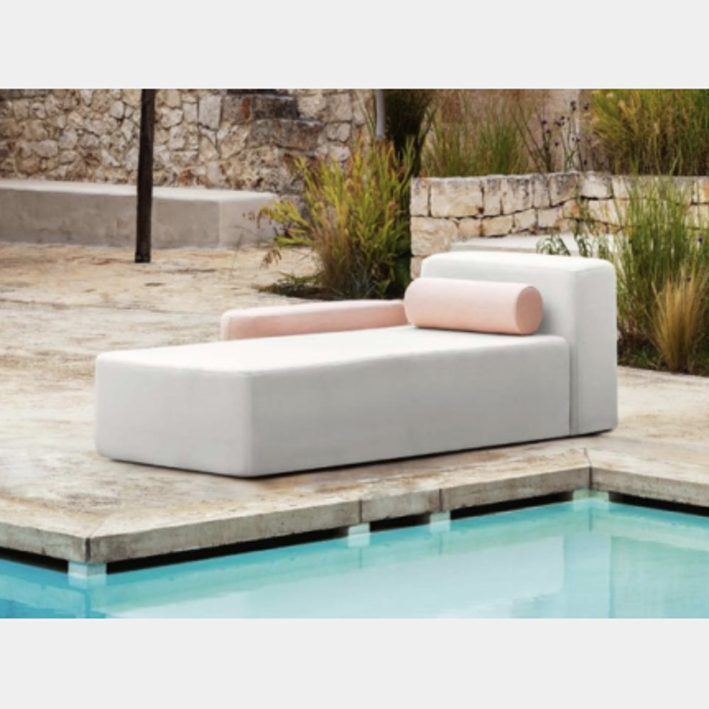 MARE – modulární venkovní nábytek - kompozice 1