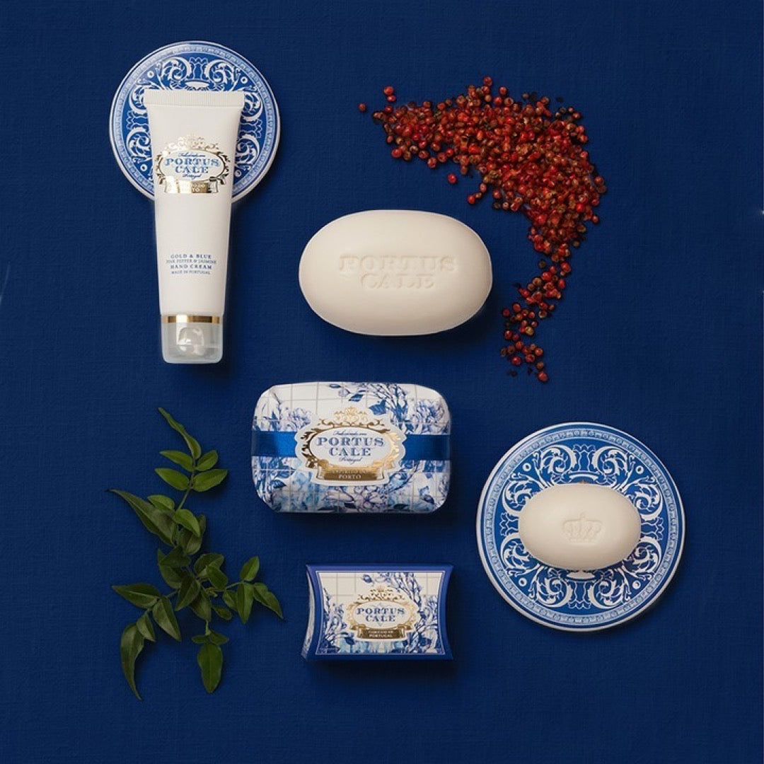 Castelbel Mýdlo Gold & Blue - Růžový pepř a jasmínMýdlo 150g Castelbel Gold & Blue - Růžový pepř a jasmín