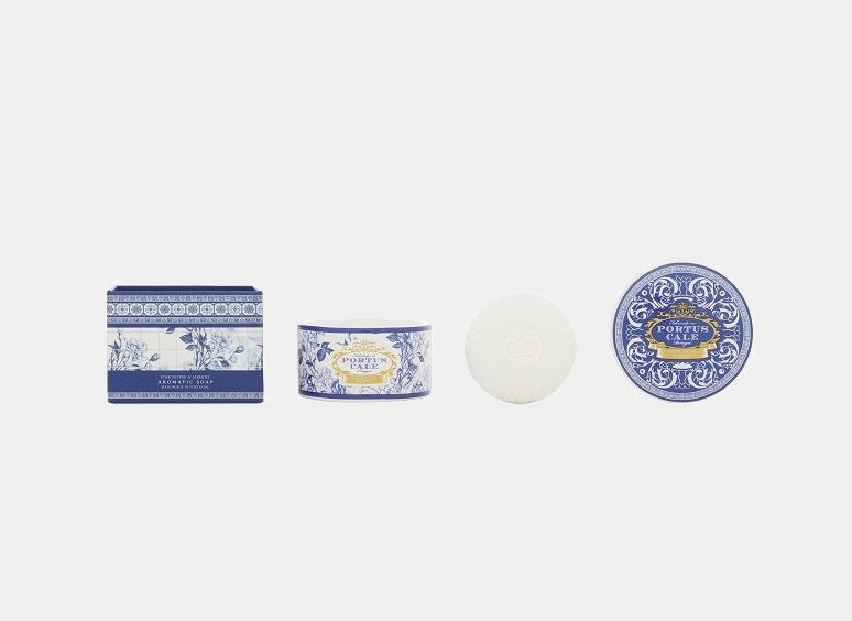 Luxusní mýdlo v dárkové dóze Castelbel Gold & Blue - Růžový pepř a jasmín