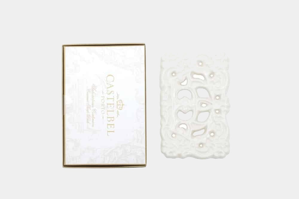 Bílá porcelánová mýdlenka Castelbel