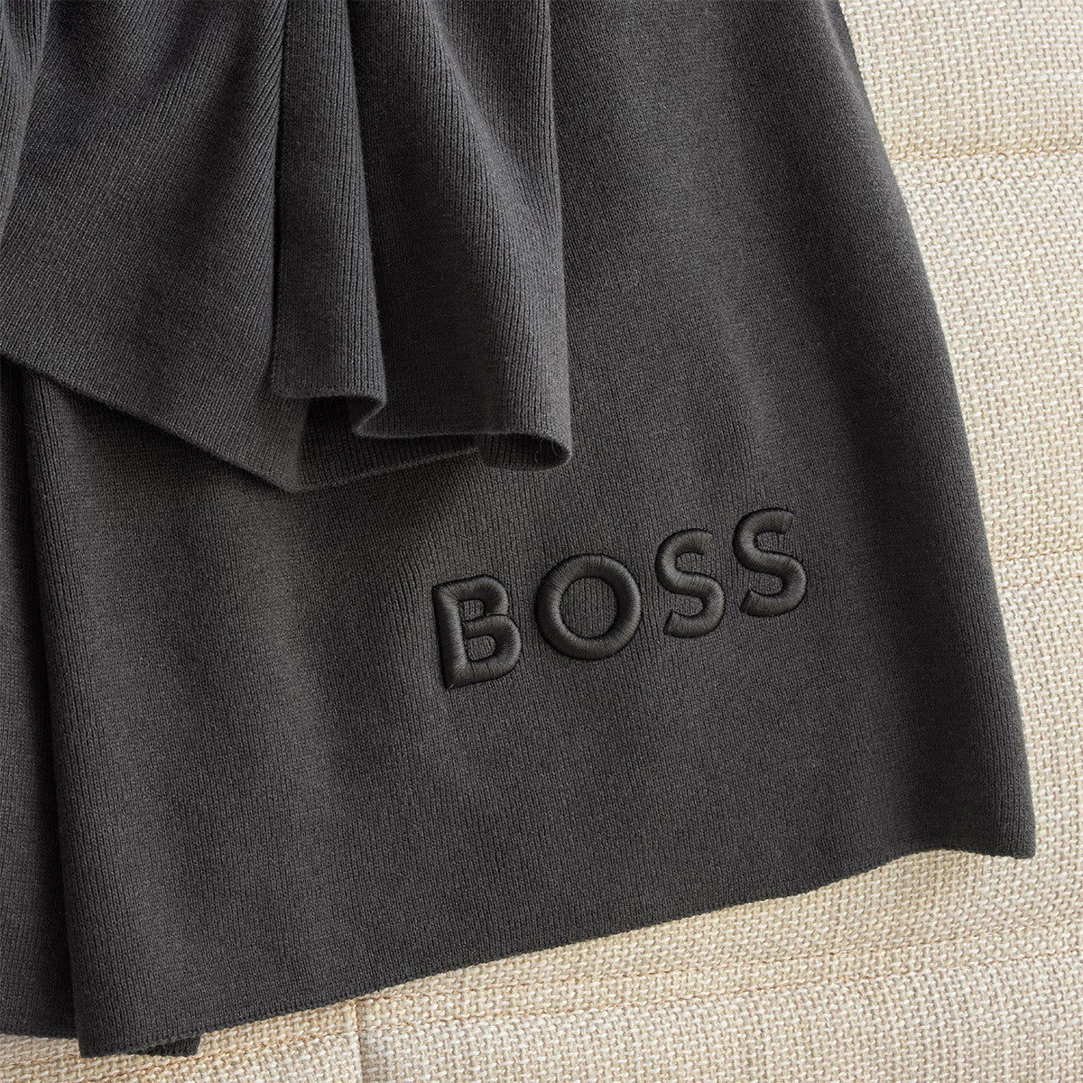 Pohodlná deka z bavlněného úpletu HUGO BOSS BOLD LOGO