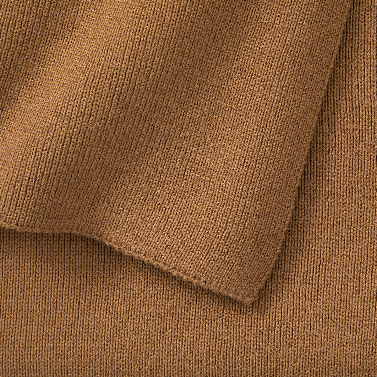 Pohodlná deka z bavlněného úpletu HUGO BOSS BOLD LOGO camel