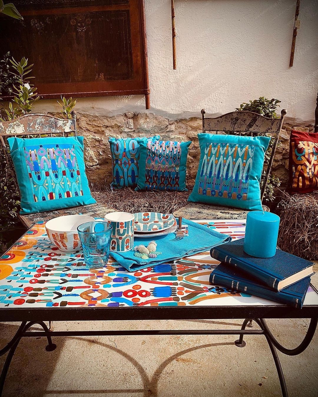 LE BOTTEGHE SU GOLOGONE Polštář ručně malovaný