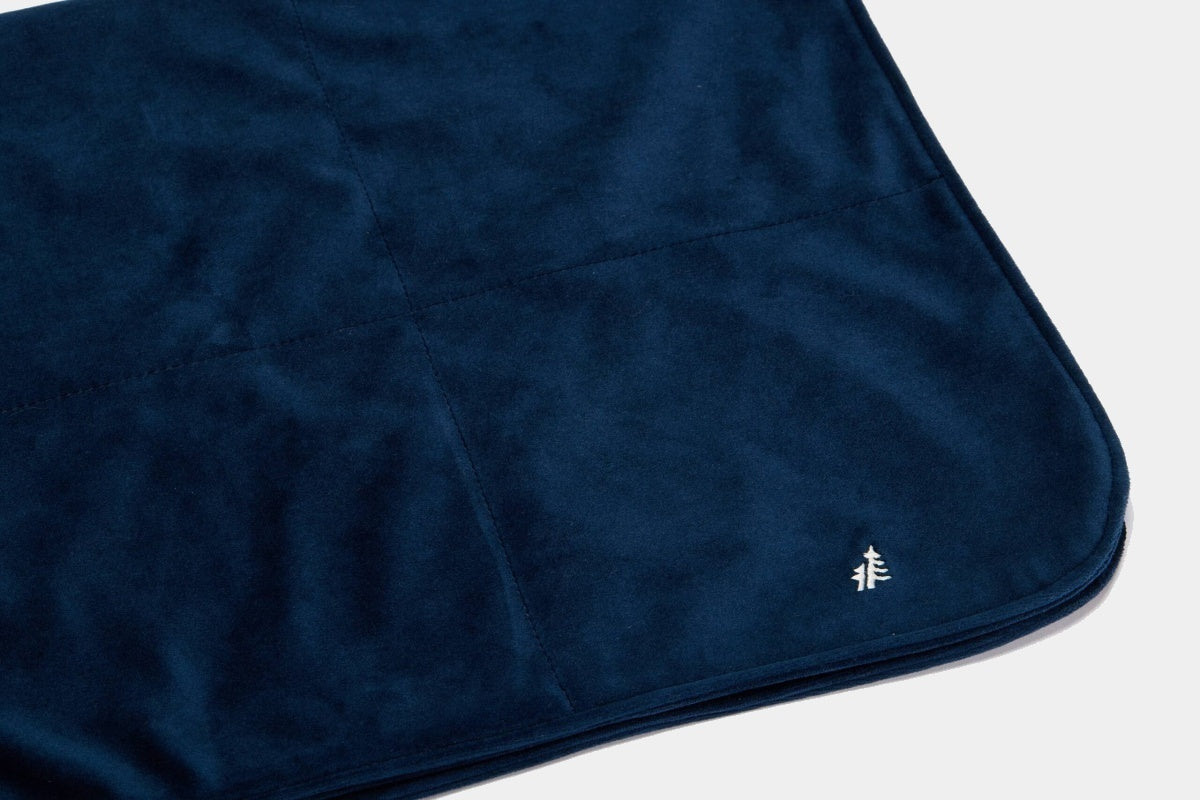 LEBEDDIE Luxusní sametová deka pro psa