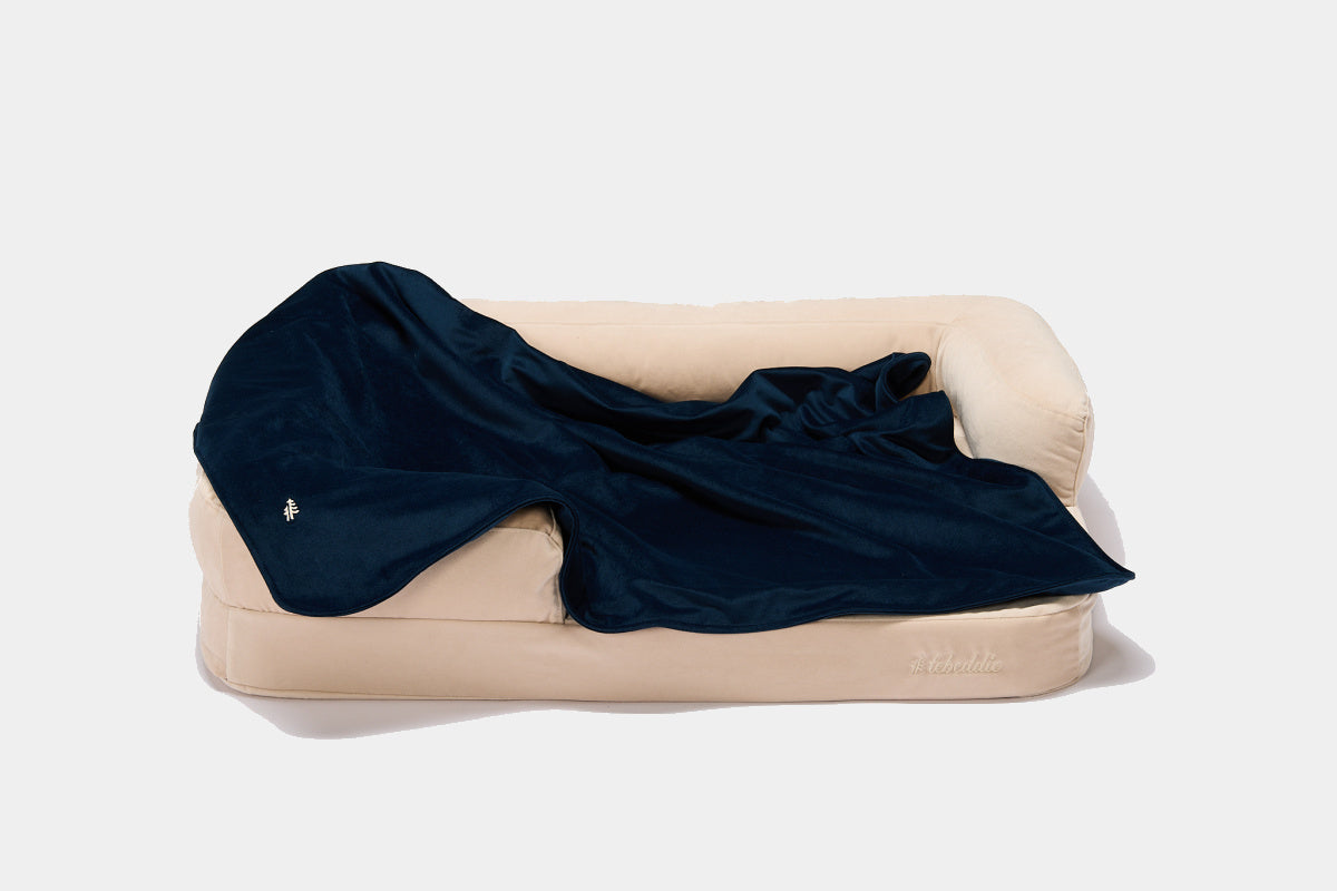 LEBEDDIE Luxusní sametová deka pro psa