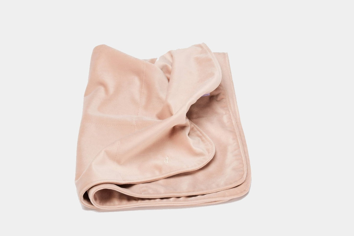 LEBEDDIE Luxusní sametová deka pro psa