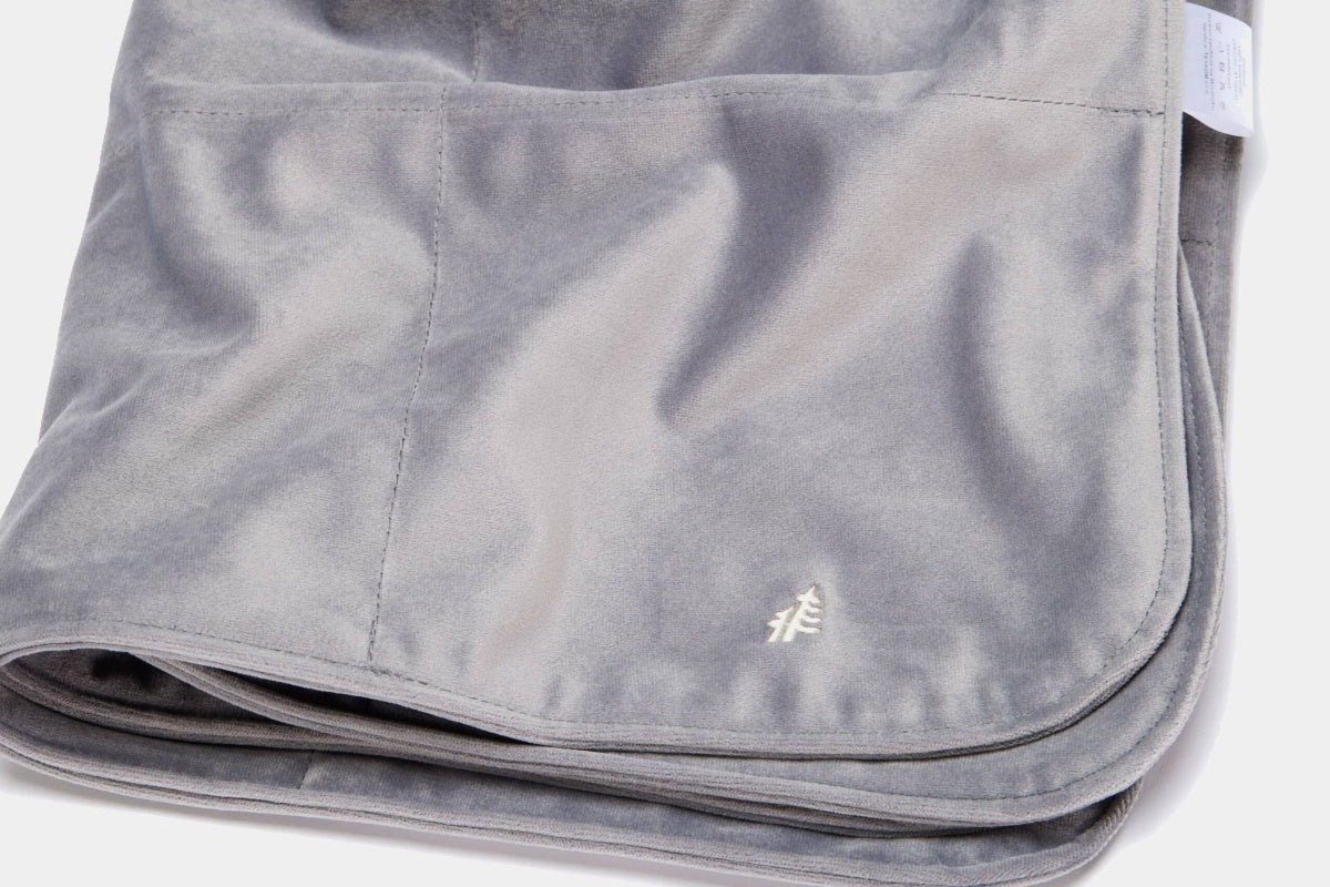 LEBEDDIE Luxusní sametová deka pro psa