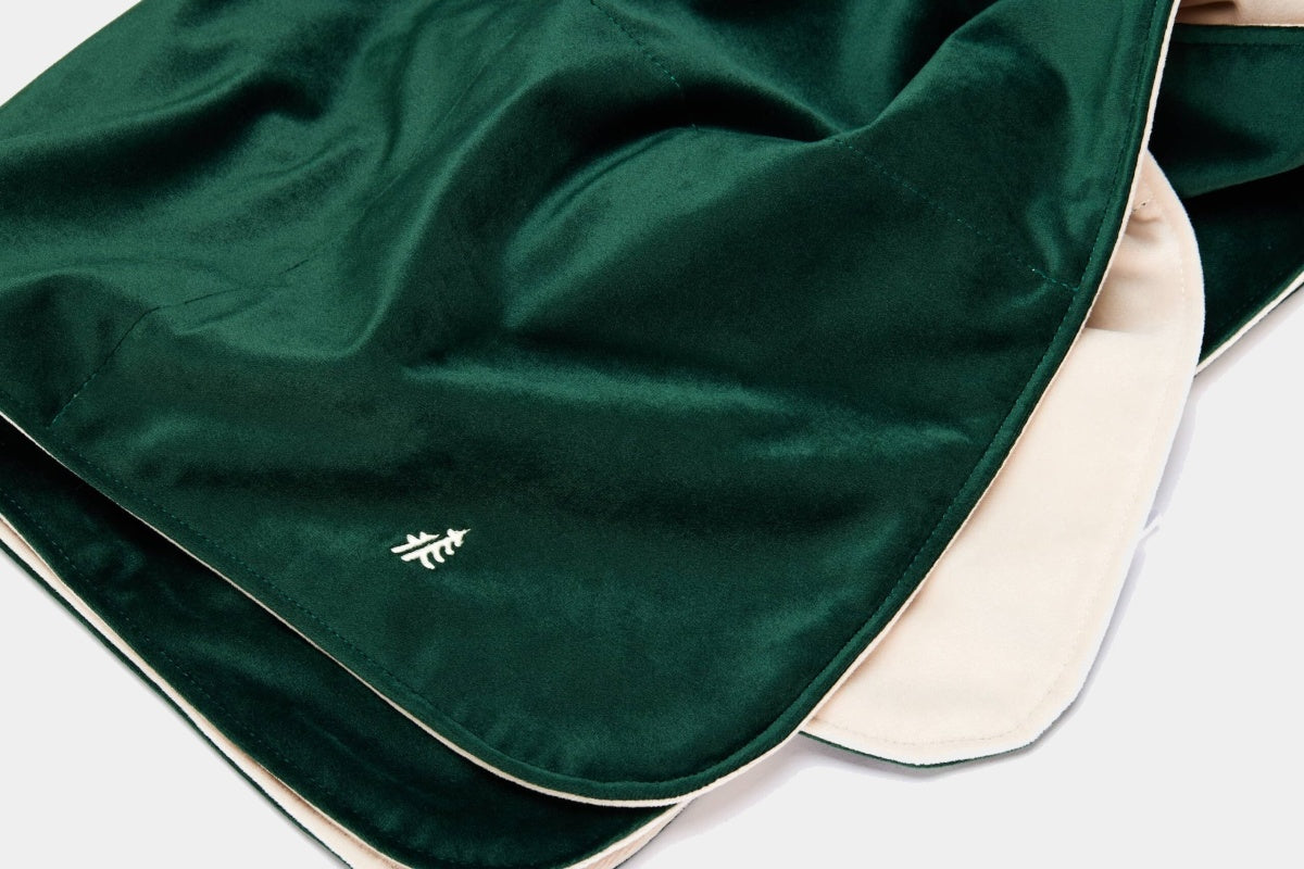 LEBEDDIE Luxusní sametová deka pro psa