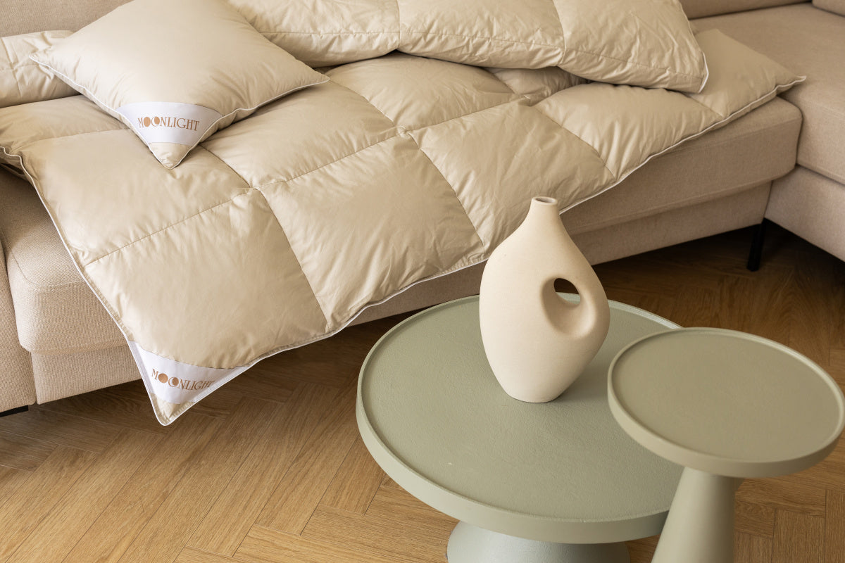 Moonlight LIGHT saténová přikrývka s husím peřím 100 g/m²