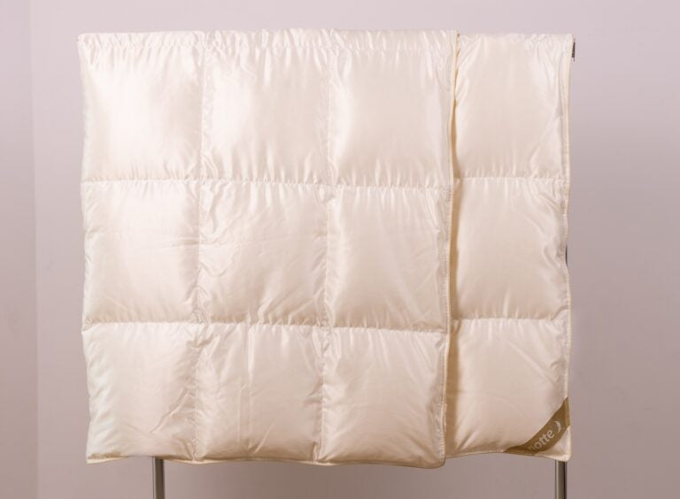 Luxusní lehká přírodní péřová přikrývka