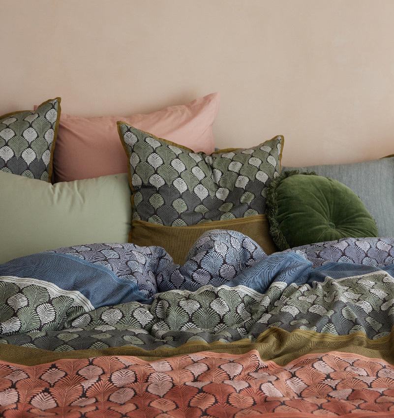 DESFORGES Luxury satin bedding SARANG