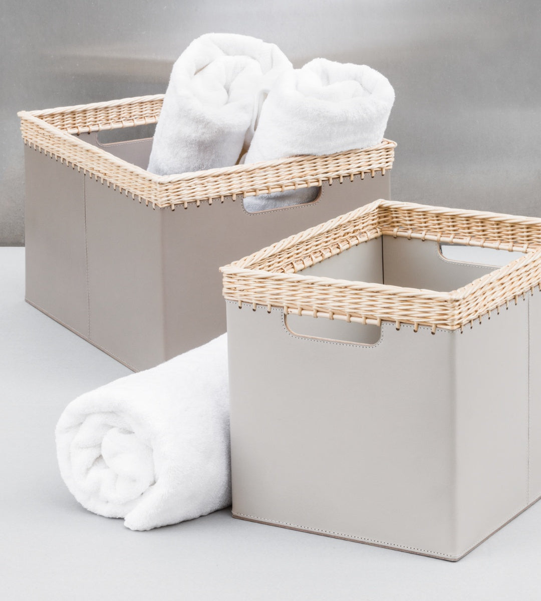 Hranatý kožený koš COMO s proutěným krajem