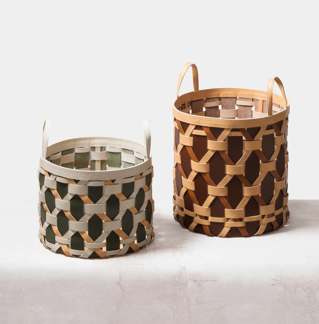 Rabitti Nízký pletený kožený koš PALÙ s uchy