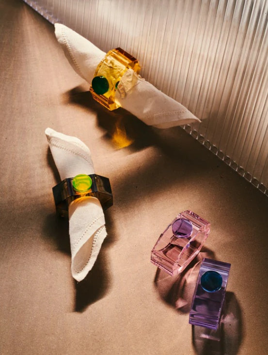 Designer cloth napkin ring made of crystal, set of 2