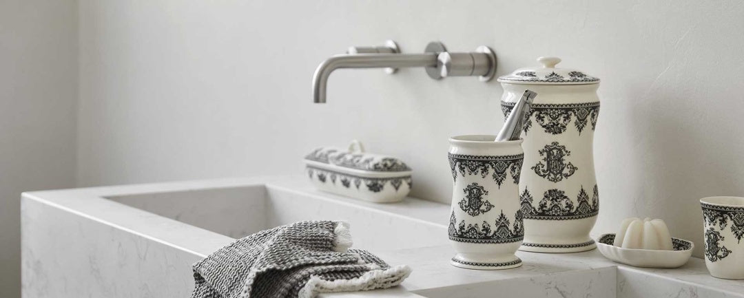 GIEN Vintage kameninový kelímek na zubní kartáčky MONOGRAMME