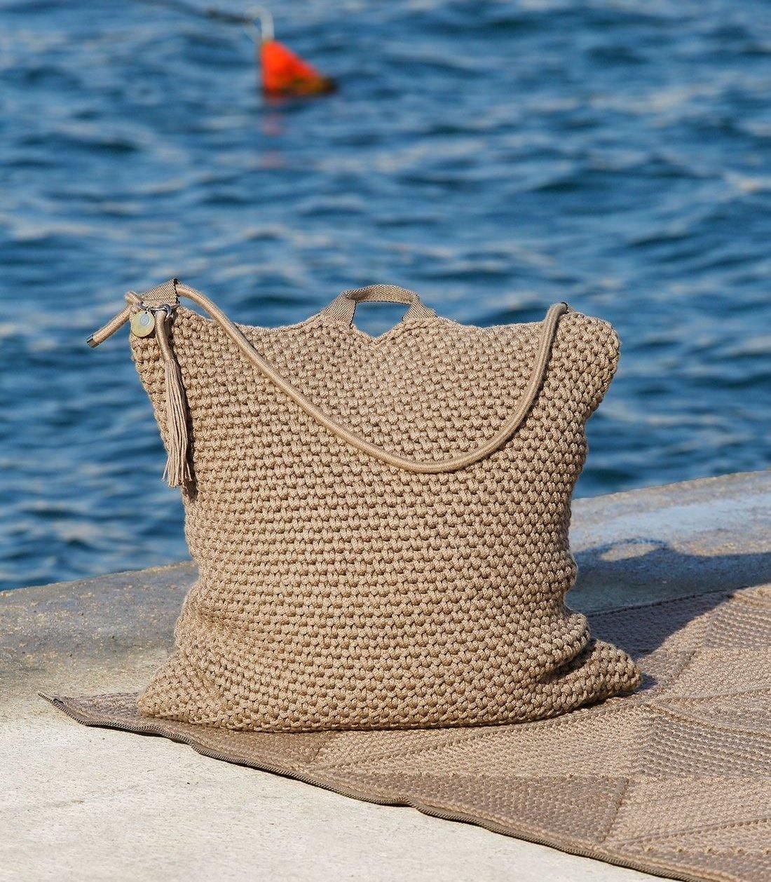 Sedací polštář s uchem pro indoor a outdoor - CACAO - IOTA - perdonahome