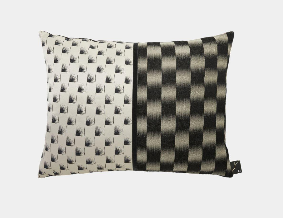 Velký dekorační polštář KAEDE IKAT - K3 - perdonahome