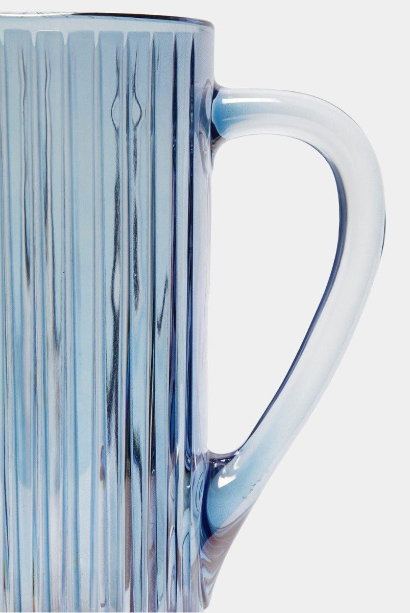 Modrý skleněný džbánek - Luisa Beccaria - perdonahome