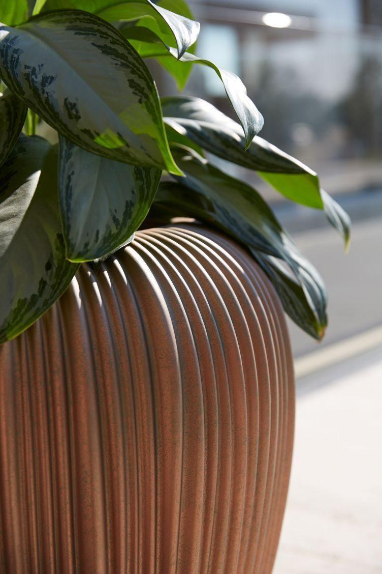 Obří designový květináč SKIN - MYYOUR - perdonahome