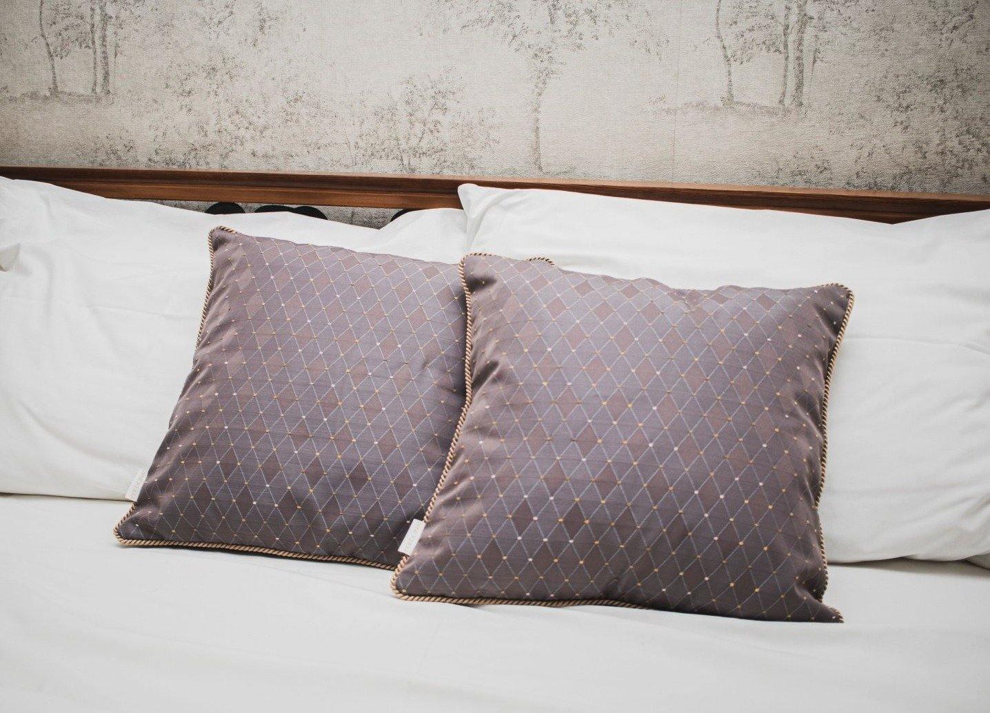 Dekorační polštář PARISIEN - Perdona! - perdonahome