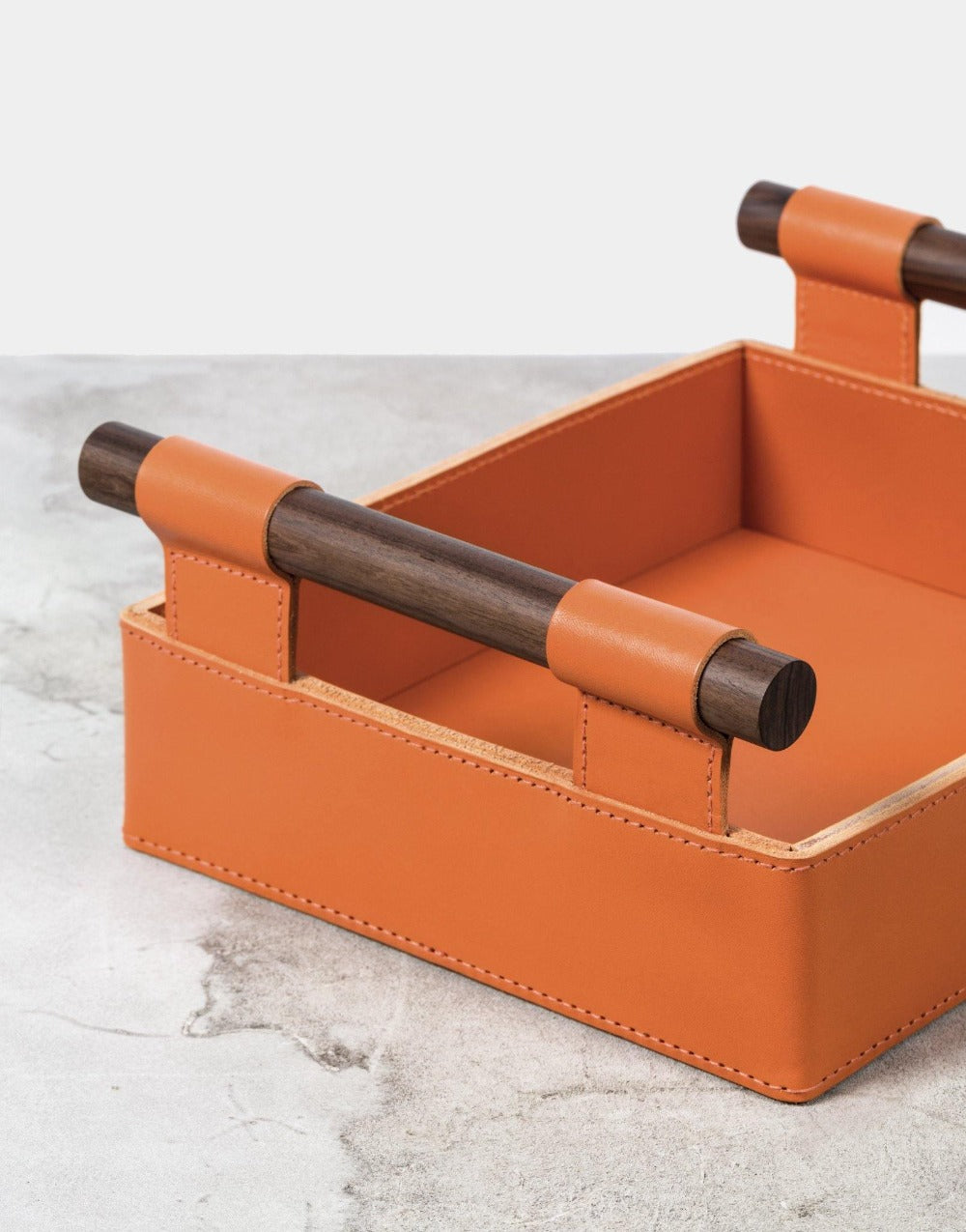 Kožený podnos SORRENTO - Rabitti 1969 - perdonahome