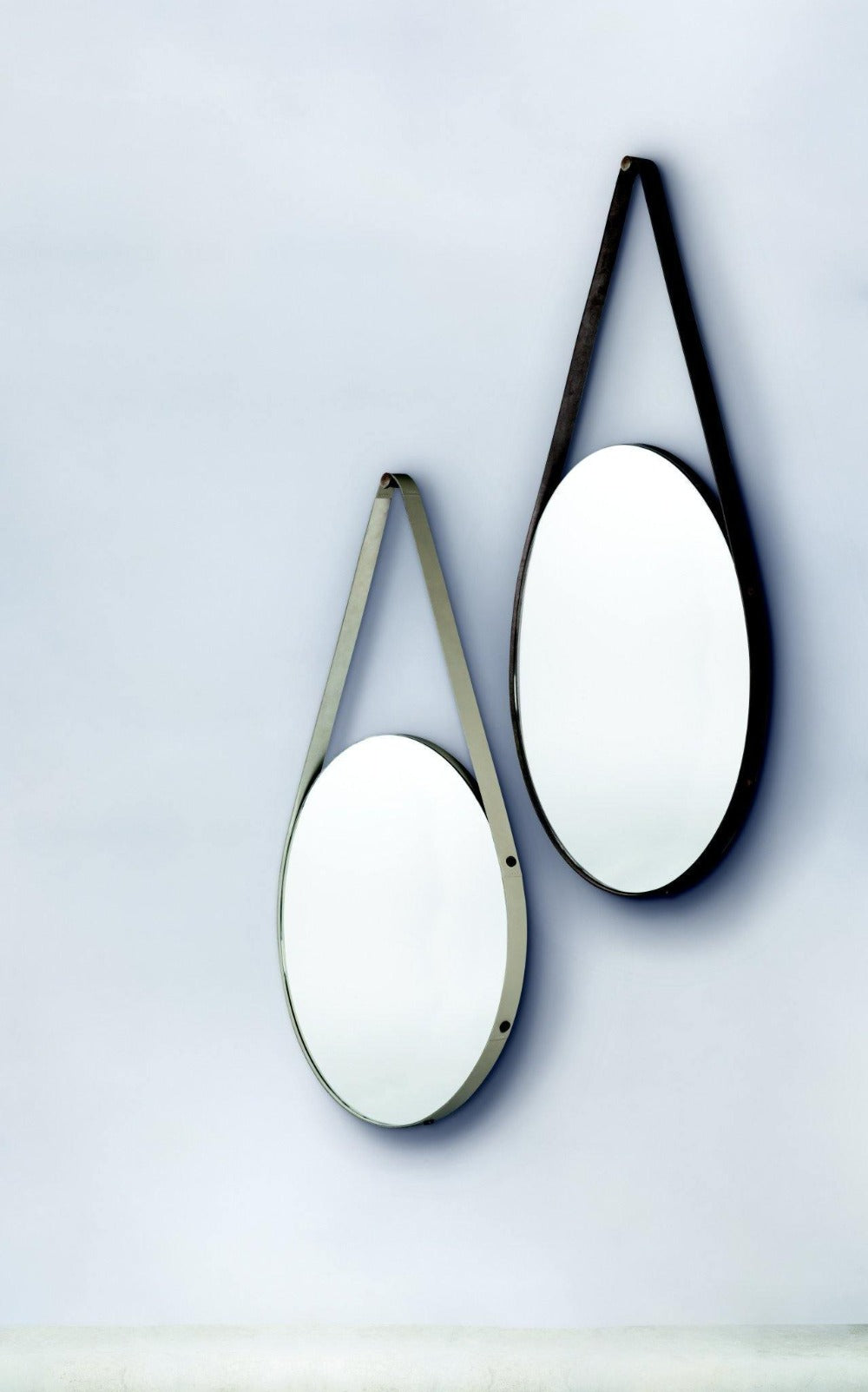 Kulaté zrcadlo s koženým pásem - Rabitti 1969 - perdonahome