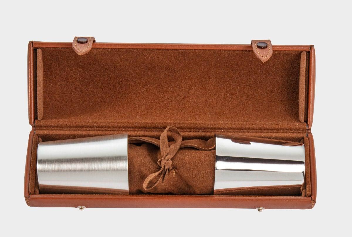 SONJA QUANDT exkluzivní postříbřená pikniková sada pro dva v koženém etui