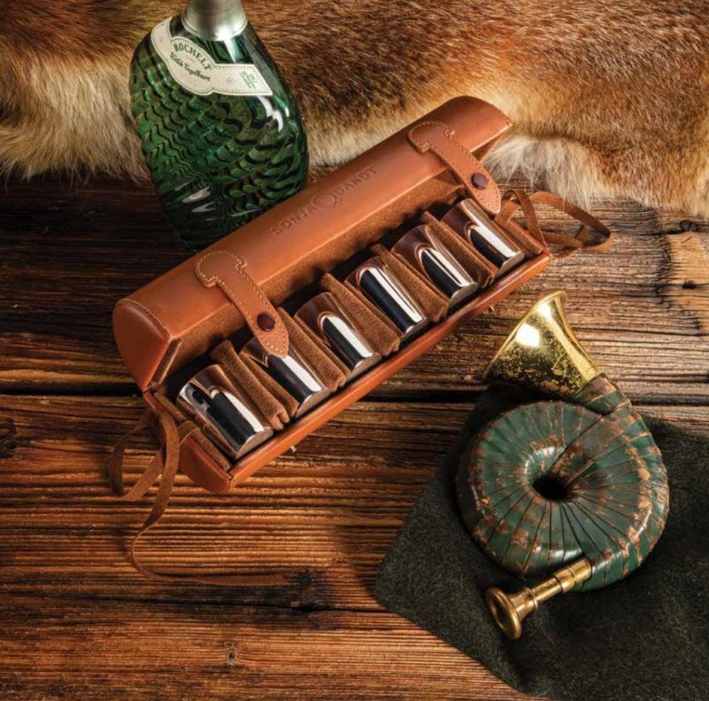 SONJA QUANDT exkluzivní sada panáků v koženém etui