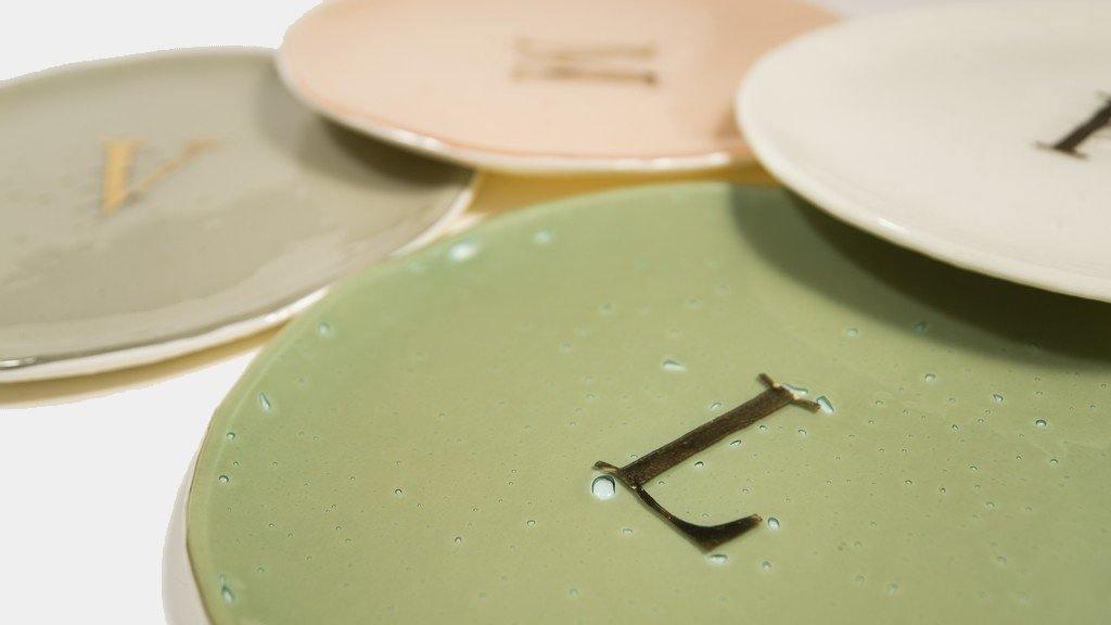 Skleněný talíř s písmenkem - Vetrofuso - perdonahome