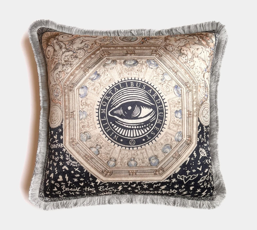 Coreterno sametový polštář Doodlesque