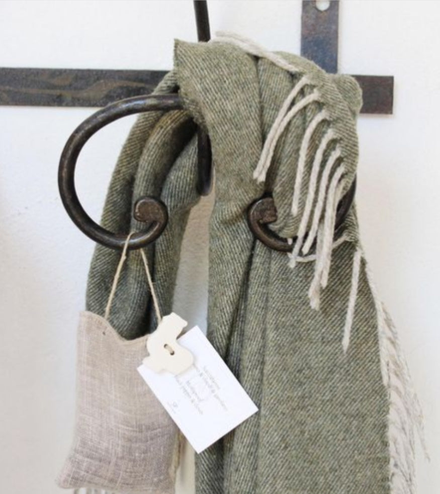 Pléd z panenské merino vlny MELANGE zelený