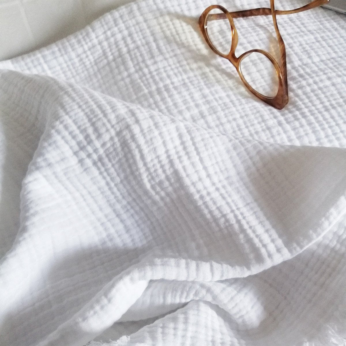 OLIVIER DESFORGES Velký mušelínový přehoz přes postel CYCLADES BLANC