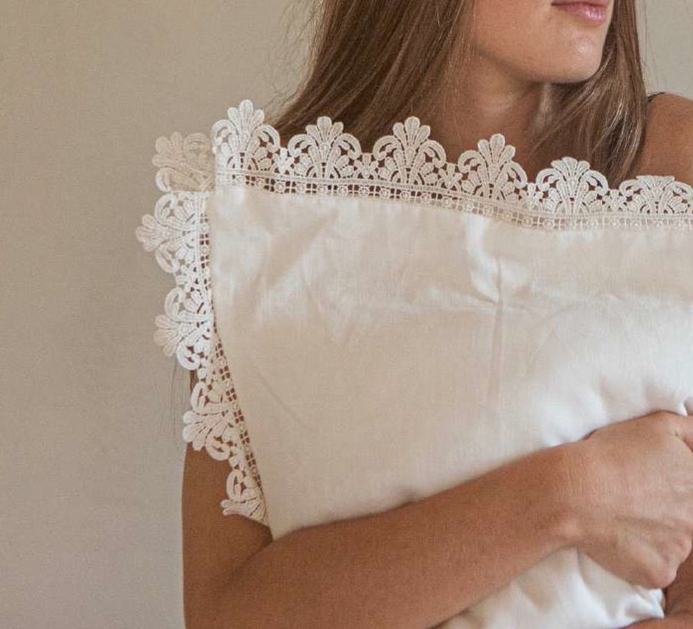 Once Milano lněný povlak na polštář s krajkou Sicily