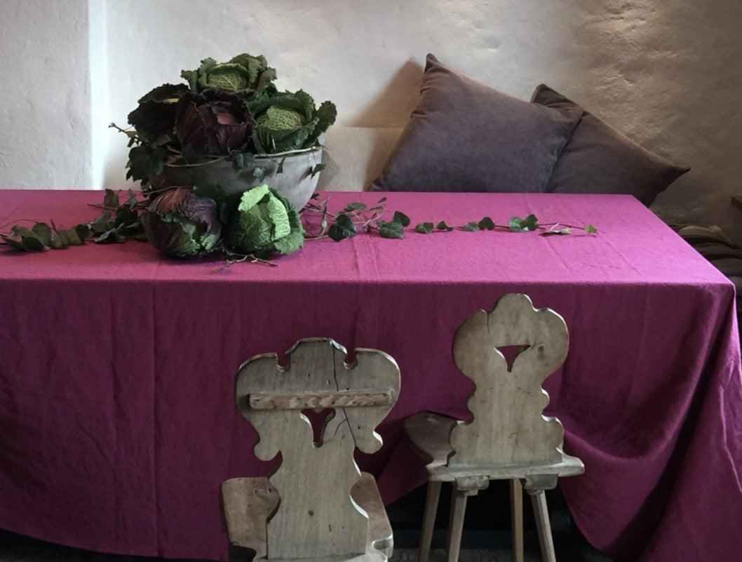 Once Milano klasický lněný ubrus se širokými okraji