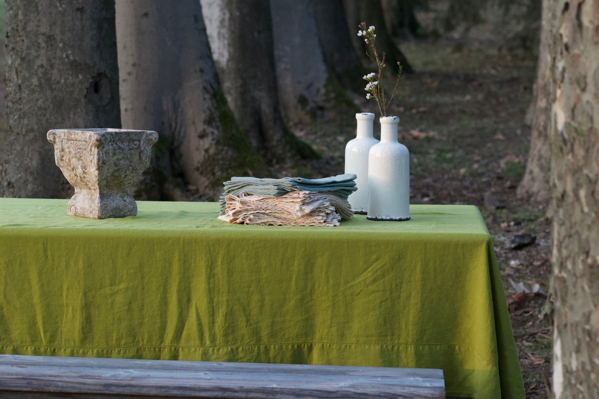 Once Milano klasický lněný ubrus se širokými okraji