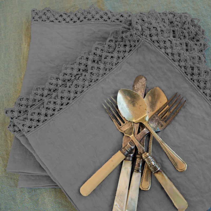 Once Milano lněný ubrousek s makramé