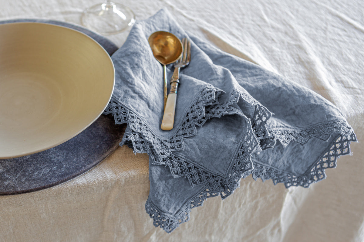 Once Milano lněný ubrousek s makramé