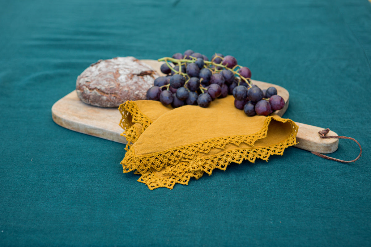 Once Milano lněný ubrousek s makramé