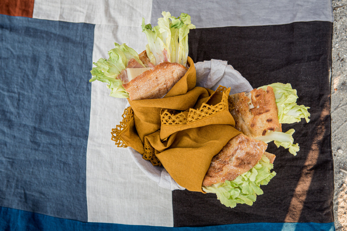 Once Milano lněný ubrousek s makramé